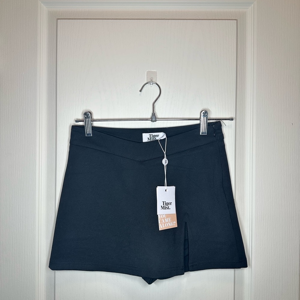 Tiger Mist Daphnie Mini Skort - Picture 5 of 16